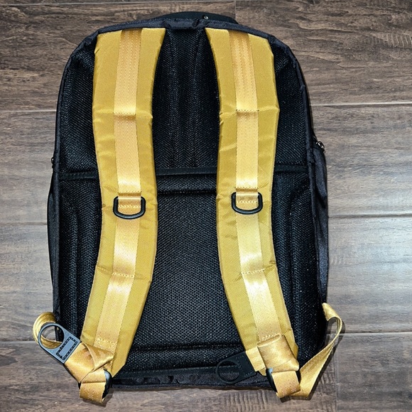 Original Penguin by Munsingwear Black Gold Backpack Travel Laptop Bag - Picture 3 of 13